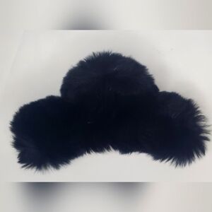 GiuliA Hair Clip -Black Faux Fur Cloud Accessories